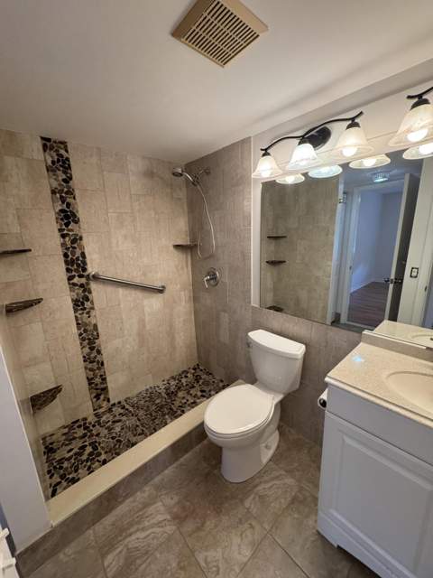 435 Pine Glen Lane #C-2, Greenacres FL - photo 15 of 17