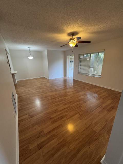 435 Pine Glen Lane #C-2, Greenacres FL - photo 6 of 17