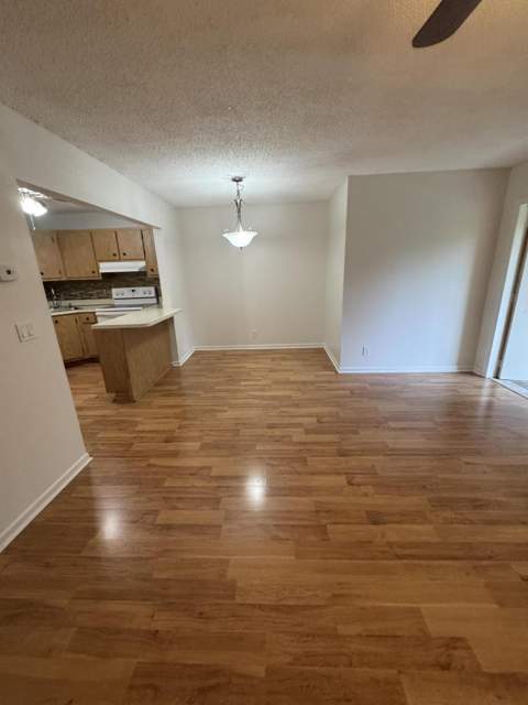 435 Pine Glen Lane #C-2, Greenacres FL - photo 8 of 17
