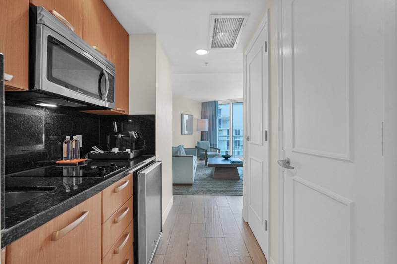 1 bedroom Condominium at 505 N Fort Lauderdale Beach Boulevard #2214, Q Club Resort & Residences Condo, Fort Lauderdale — photo 5