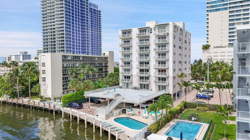 1 bedroom Condominium at 95 N Birch Road #606, HARBOR HAVEN CONDO, Fort Lauderdale — photo 3