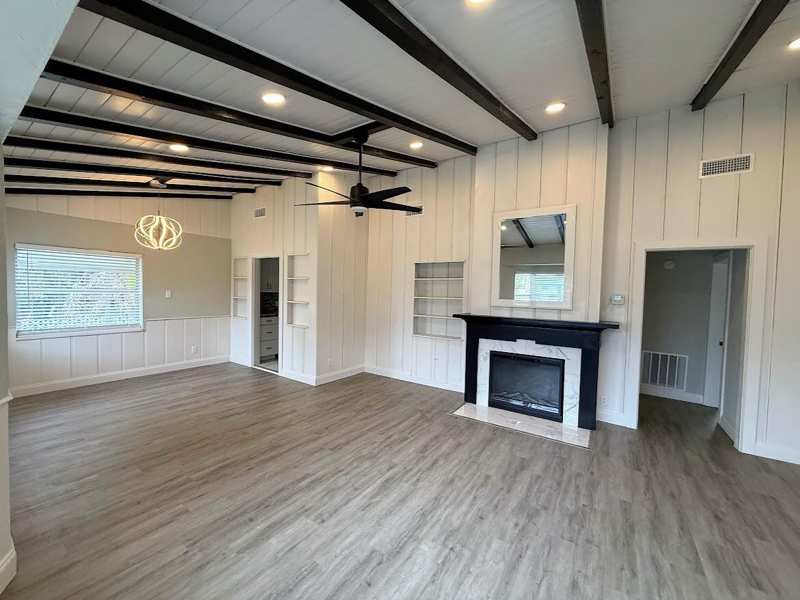 2 bedroom Single Family Residence at 1010 Mayflower Road, Pinewood Subdivision, Fort Pierce — photo 1