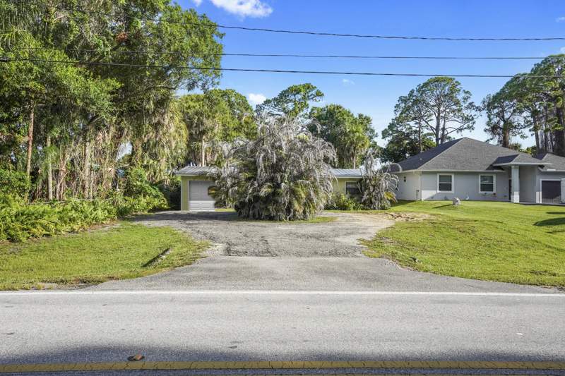 3 bedroom Single Family Residence at 203 E Easy Street, Indian River Estates, Fort Pierce — photo 3