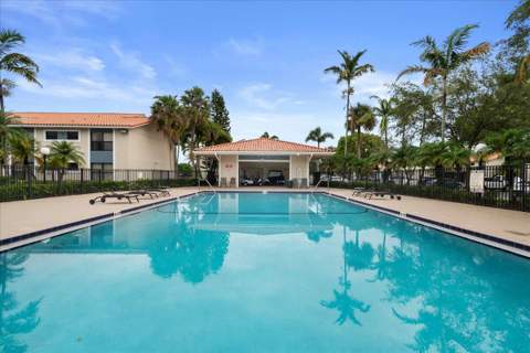 1524 Lake Crystal Drive #F, West Palm Beach FL - photo 20 of 20
