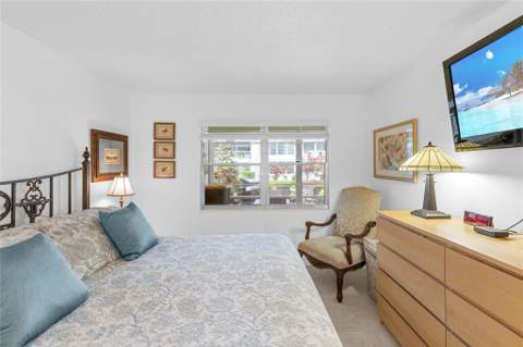 210 Oakridge #210, Deerfield Beach FL - photo 22 of 60