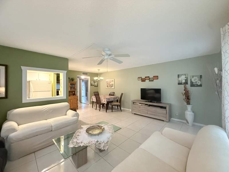 1 bedroom Condominium at 204 Durham D #204, Durham D Condo, Deerfield Beach — photo 2