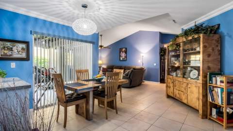 9720 SW 12th Street, Pembroke Pines FL - photo 7 of 21