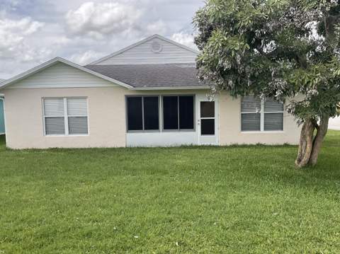 14151 Cisne Circle, Fort Pierce FL - photo 9 of 40
