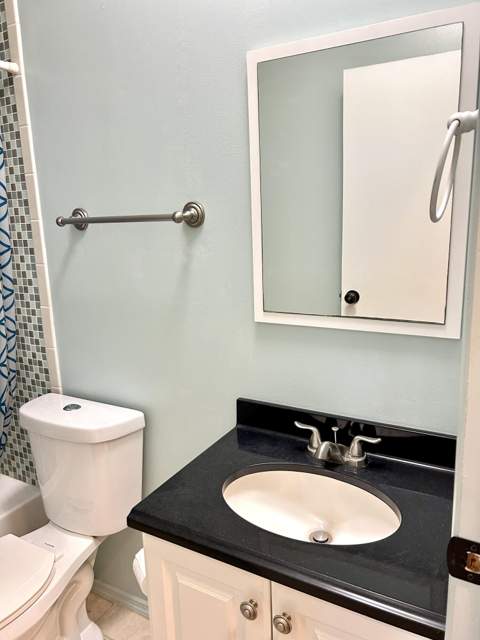 3409 Lake Overlook Place, Lake Worth FL - photo 19 of 48
