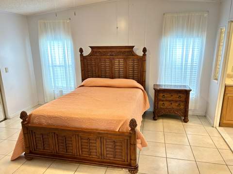 3409 Lake Overlook Place, Lake Worth FL - photo 7 of 48