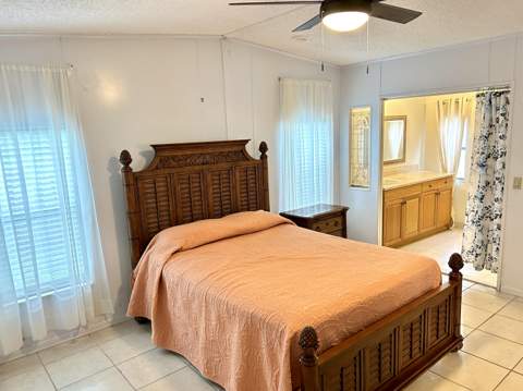 3409 Lake Overlook Place, Lake Worth FL - photo 6 of 48