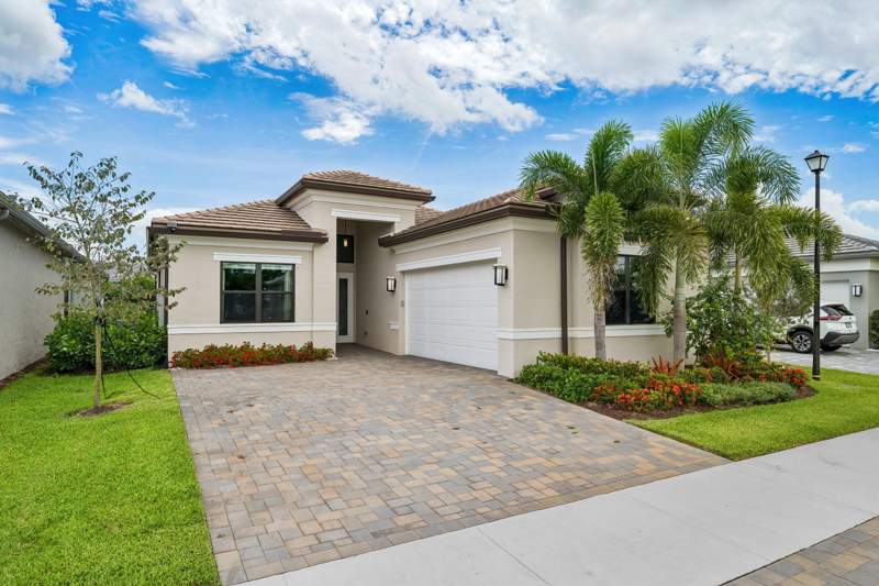 4 bedroom Single Family Residence at 9812 Spruce Woods Drive, Whitworth Agr Pud, Boynton Beach — photo 2
