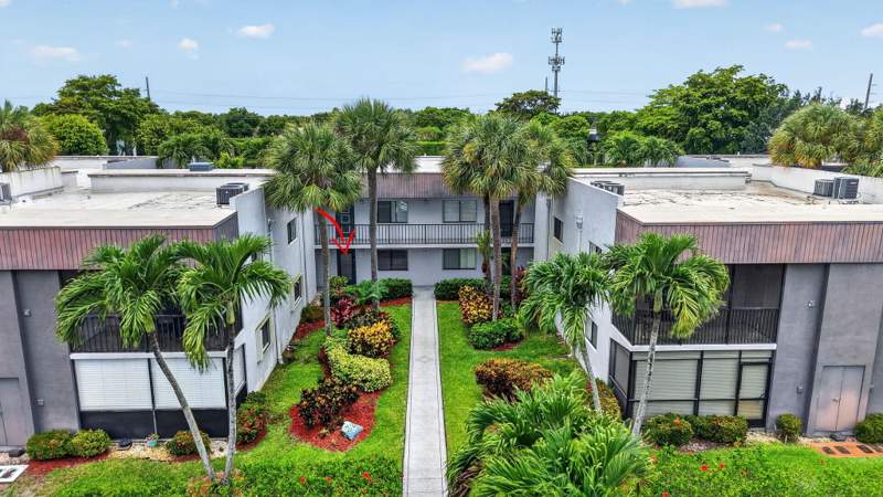 2 bedroom Condominium at 15054 Ashland Way #82, Lakes of Delray, Delray Beach — photo 2