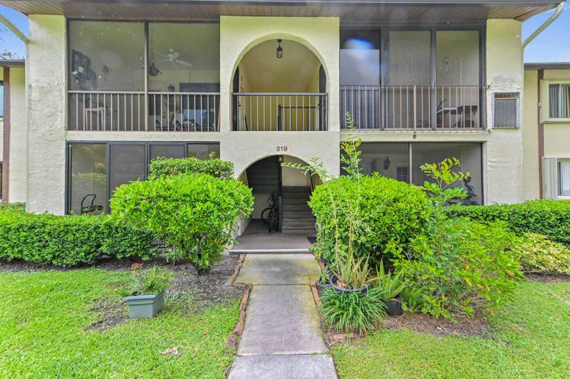 2 bedroom Condominium at 319 Knotty Pine Circle #C-1, Pine Ridge South, Greenacres — photo 3