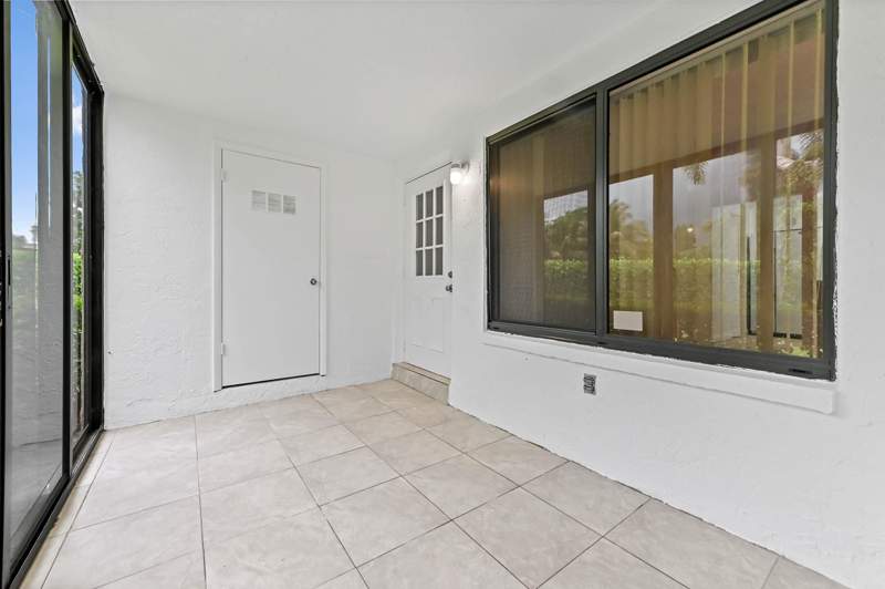 2 bedroom Condominium at 319 Knotty Pine Circle #C-1, Pine Ridge South, Greenacres — photo 4