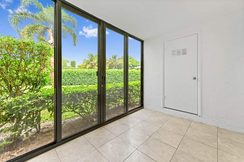 2 bedroom Condominium at 319 Knotty Pine Circle #C-1, Pine Ridge South, Greenacres — photo 5