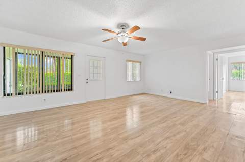 319 Knotty Pine Circle #C-1, Greenacres FL - photo 7 of 23