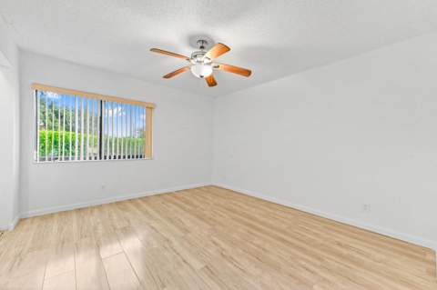 319 Knotty Pine Circle #C-1, Greenacres FL - photo 13 of 23