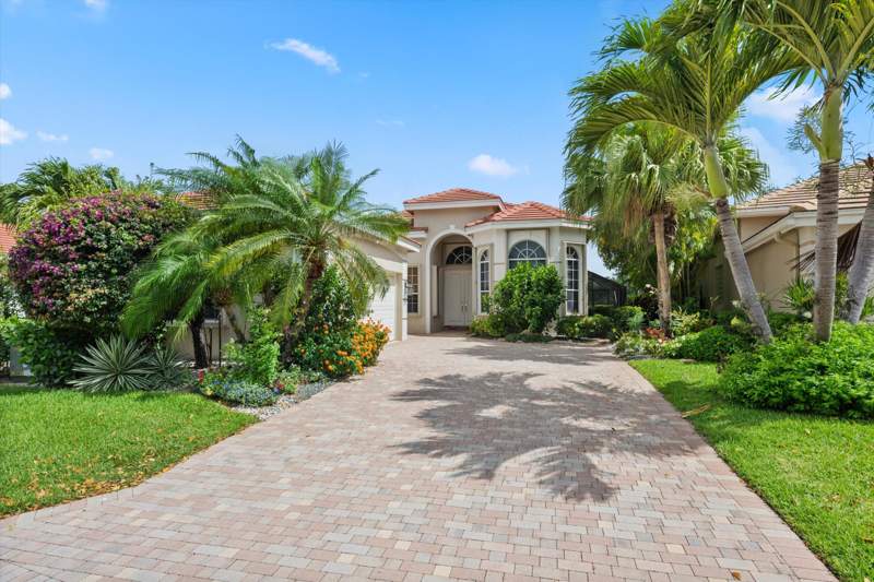 2 bedroom Single Family Residence at 10911 Royal Devon Way, Wycliffe Tr I, Lake Worth — photo 3