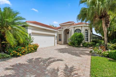 10911 Royal Devon Way, home for sale in Lake Worth 33449