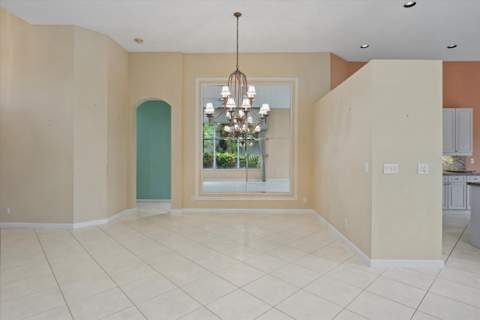 10911 Royal Devon Way, Lake Worth FL - photo 8 of 56