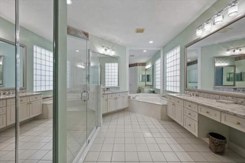 10911 Royal Devon Way, Lake Worth FL - photo 22 of 56