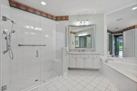10911 Royal Devon Way, Lake Worth FL - photo 23 of 56