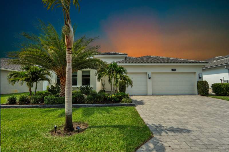 3 bedroom Single Family Residence at 9939 Great Barrier Trail, Valencia Sound, Boynton Beach — photo 3