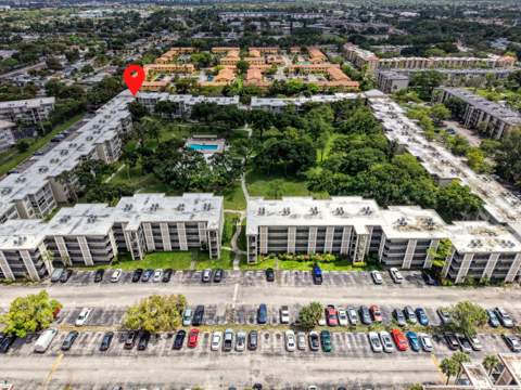 3001 NW 48th Avenue #439, Lauderdale Lakes FL - photo 7 of 27