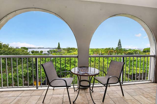 Tierra Del Sol Condo