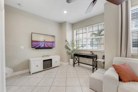 115 Harbors Way, Boynton Beach FL - photo 10 of 31