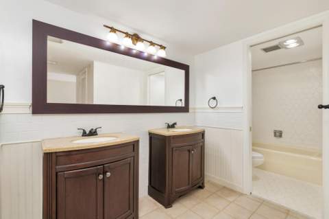 2000 Presidential Way #206, West Palm Beach FL - photo 13 of 23