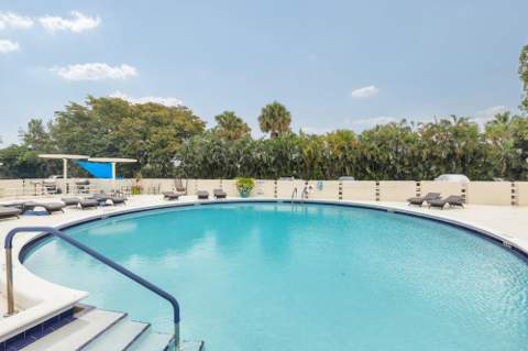 2000 Presidential Way #206, West Palm Beach FL - photo 19 of 23