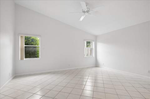 10884 Royal Caribbean Circle, Boynton Beach FL - photo 17 of 34