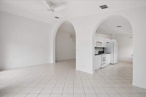 10884 Royal Caribbean Circle, Boynton Beach FL - photo 20 of 34