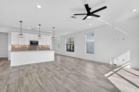 8792 Antarus Drive, Lake Worth FL - photo 7 of 45