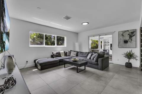 11821 NW 6th Court, Plantation FL - photo 16 of 61