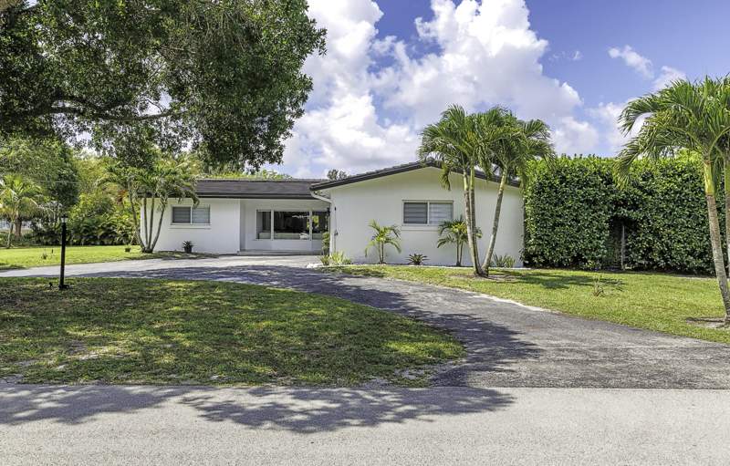 3 bedroom Single Family Residence at 11821 NW 6th Court, Fla Fruit Lands Co, Plantation — photo 4
