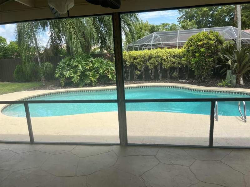 3 bedroom Single Family Residence at 10734 NW 17th Manor, Cypress Run, Coral Springs — photo 4