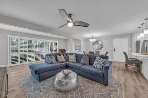 1105 Duncan Circle #104, Palm Beach Gardens FL - photo 8 of 31