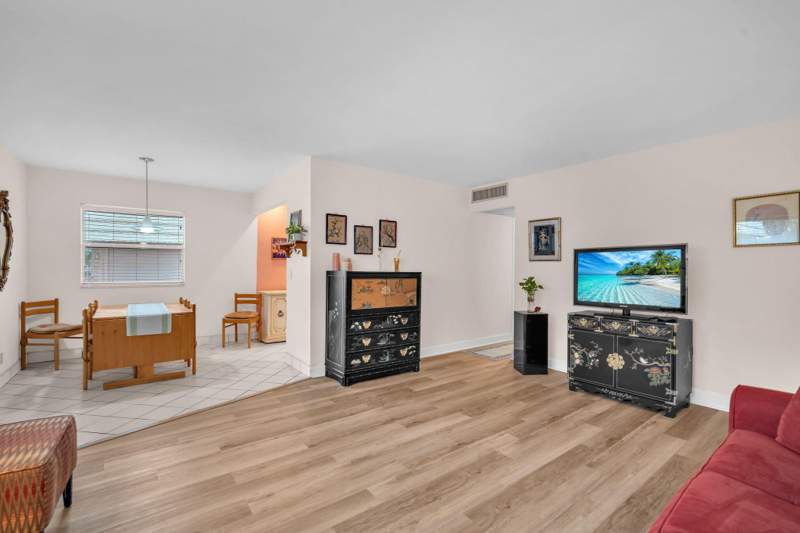 2 bedroom Condominium at 716 Saxony Place #O, Kings Point Saxony Condos, Delray Beach — photo 5