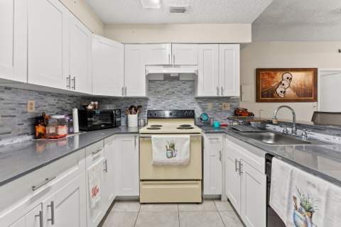 2550 SW 18th Terrace #2103, Fort Lauderdale FL - photo 9 of 29