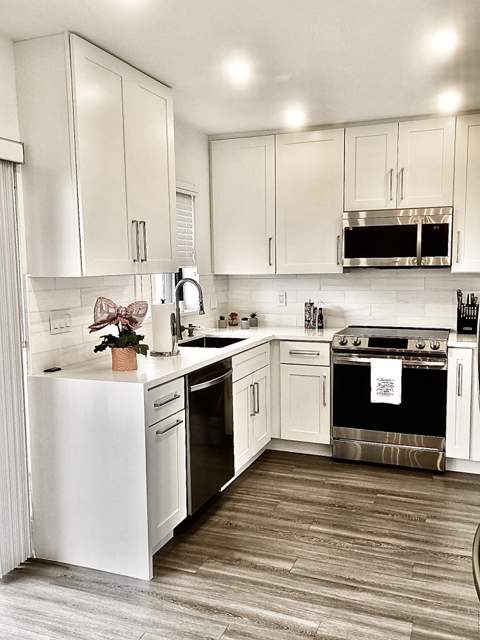 1103 Landings Boulevard, Greenacres FL - photo 10 of 47