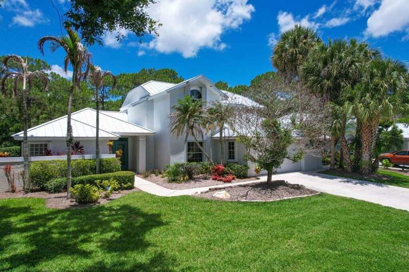 4 bedroom Single Family Residence at 3730 SW Woodbriar Lane, Danforth, Palm City — photo 1