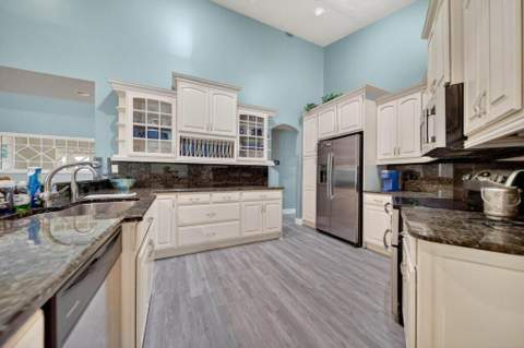 3730 SW Woodbriar Lane, Palm City FL - photo 8 of 35