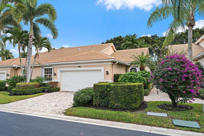 3 bedroom Townhouse at 8164 Sandpiper Way, Ibis Golf And Country Club - Sandpiper Cove, West Palm Beach — photo 1