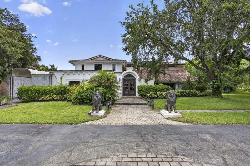 6 bedroom Single Family Residence at 1030 Arabian Drive, Fox Trail, Loxahatchee — photo 2
