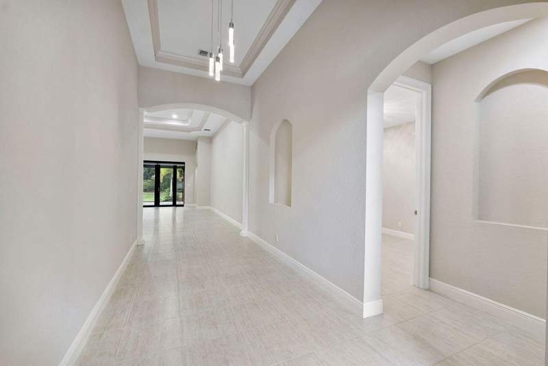 4 bedroom Single Family Residence at 8231 Canopy Terrace, Parkland Golf And Country Club, Parkland — photo 4