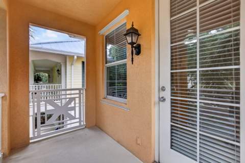 219 Soriano Drive, Jupiter FL - photo 8 of 54