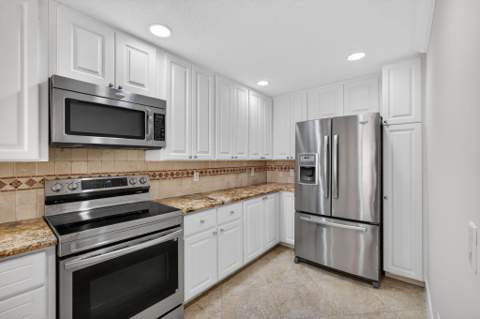 219 Soriano Drive, Jupiter FL - photo 21 of 54